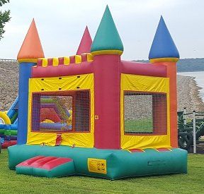 APPLE HOUSE タンス Little Apple Inflatables - Ultimate Bounce's Manhattan
